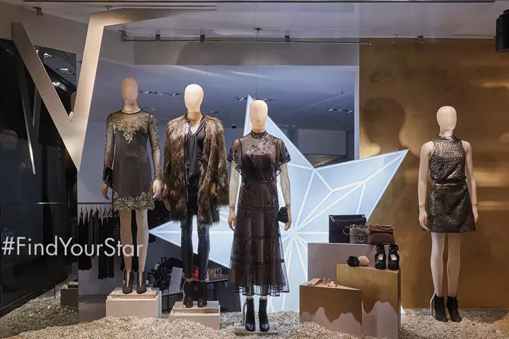 Karen Millen クリスマス ウィンドウ 2016 by StudioXAG、ロンドン – イギリス